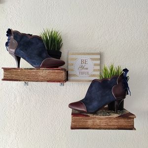 O‎ Jour 💜 Suede Victorian Ankle Bootie Velvet Lace